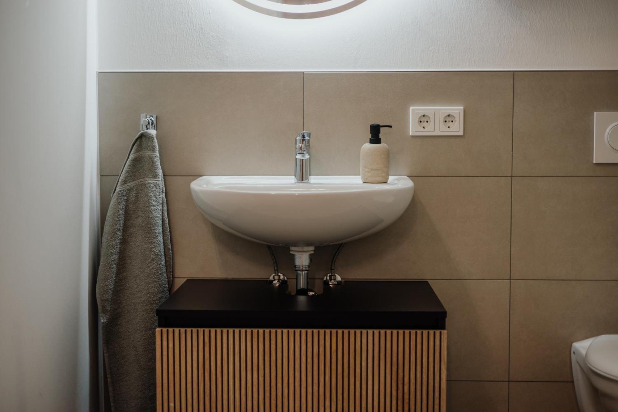 Cityheart Appartement - Stadt Mitte - Stilvoll パッサウ エクステリア 写真